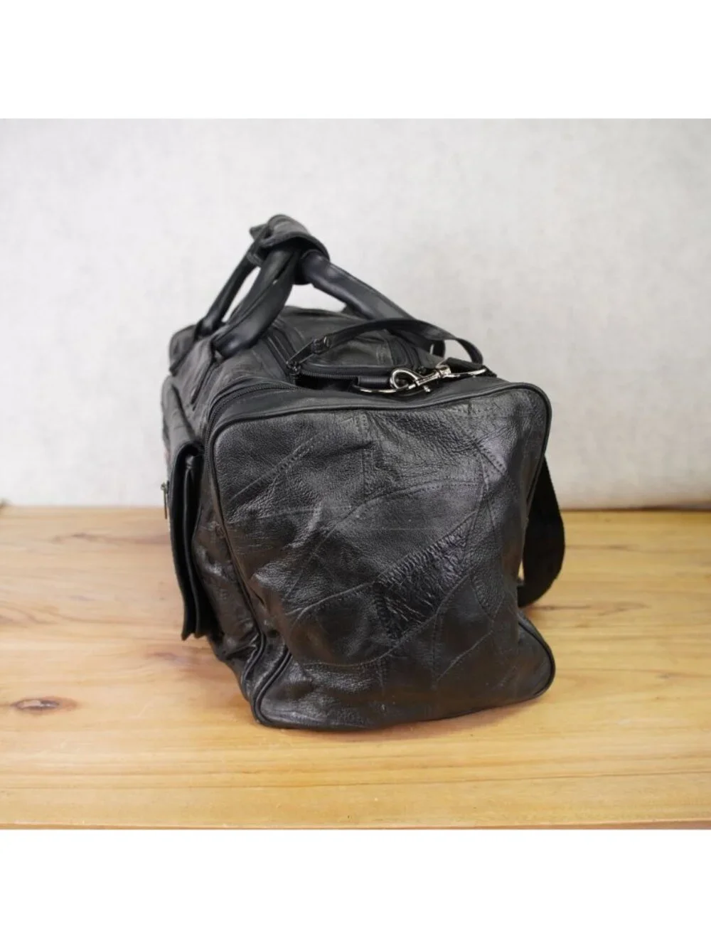 Vintage Genuine Leather Duffle Travel Bag With American Flag Pocket 20